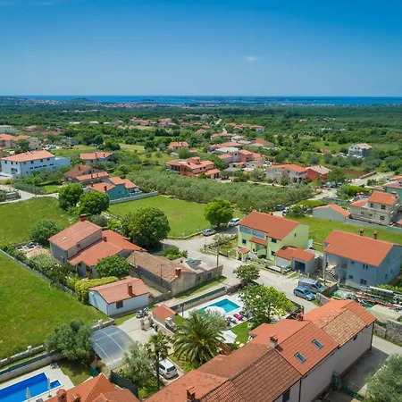 Pietra Villa